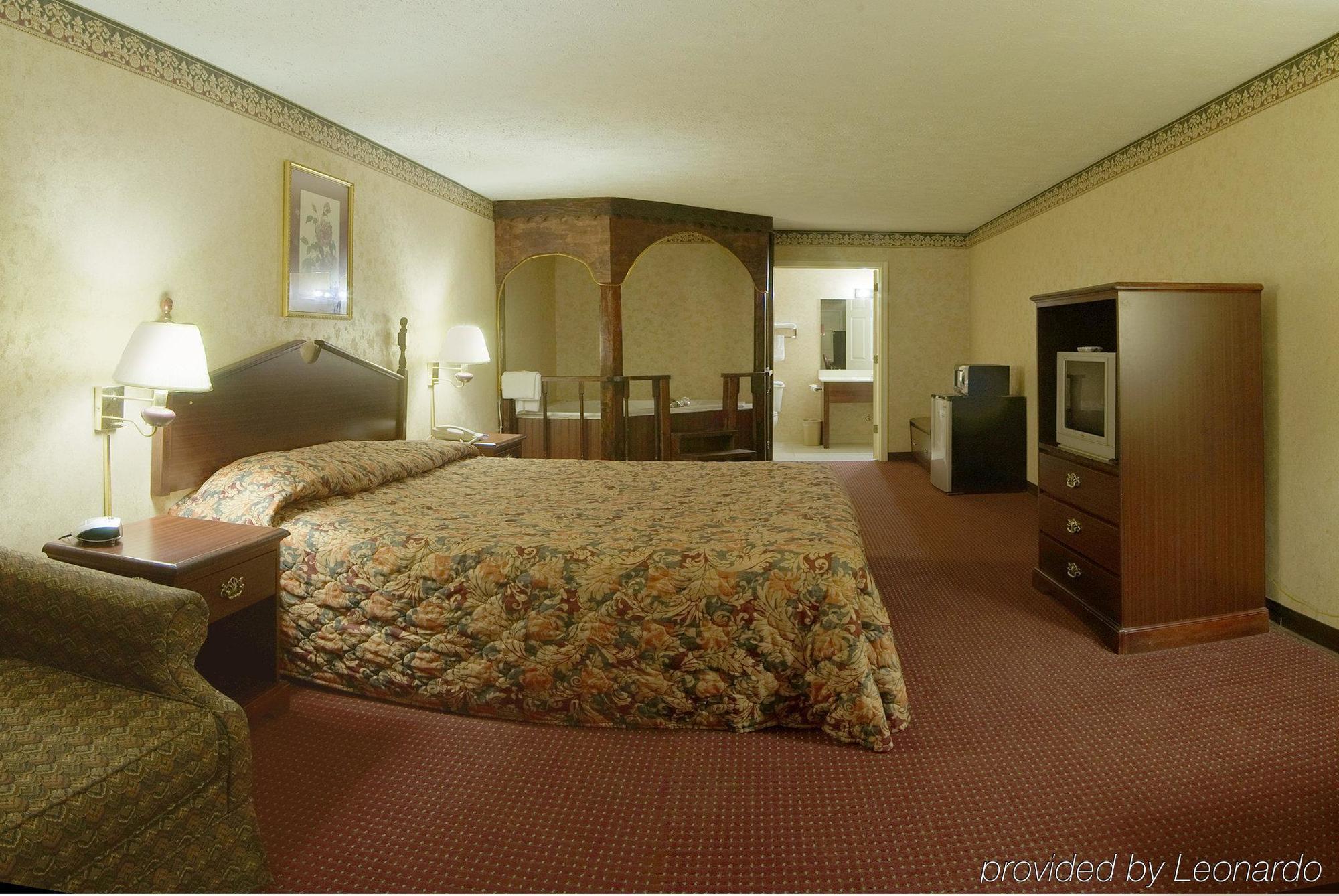 Americas Best Value Inn & Suites Mt. Pleasant Mount Pleasant Chambre photo